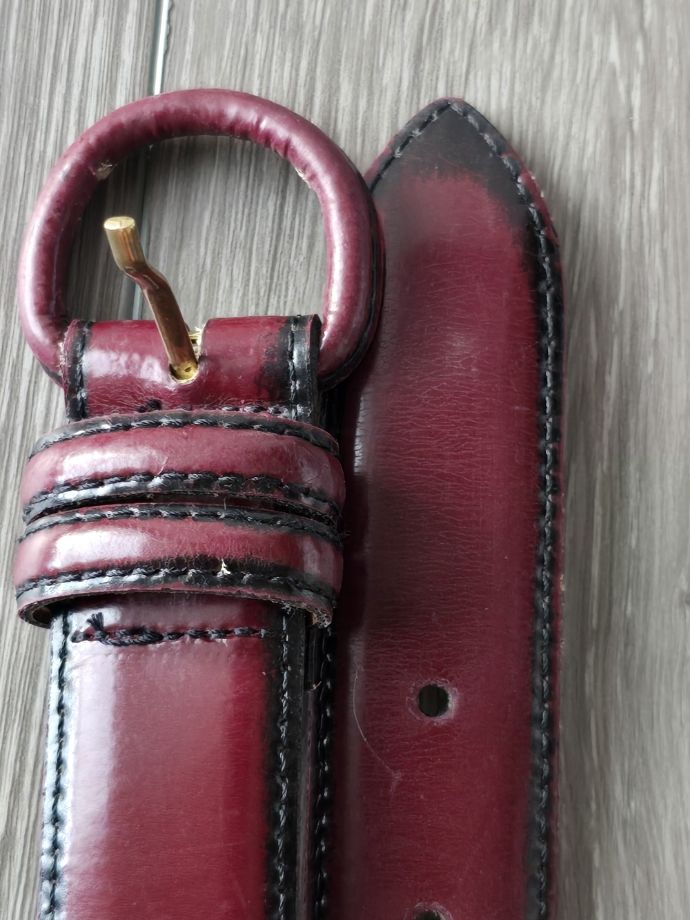 Burgundy Oxblood Leather Belt Round Buckle Black Stitch Size 36 USA